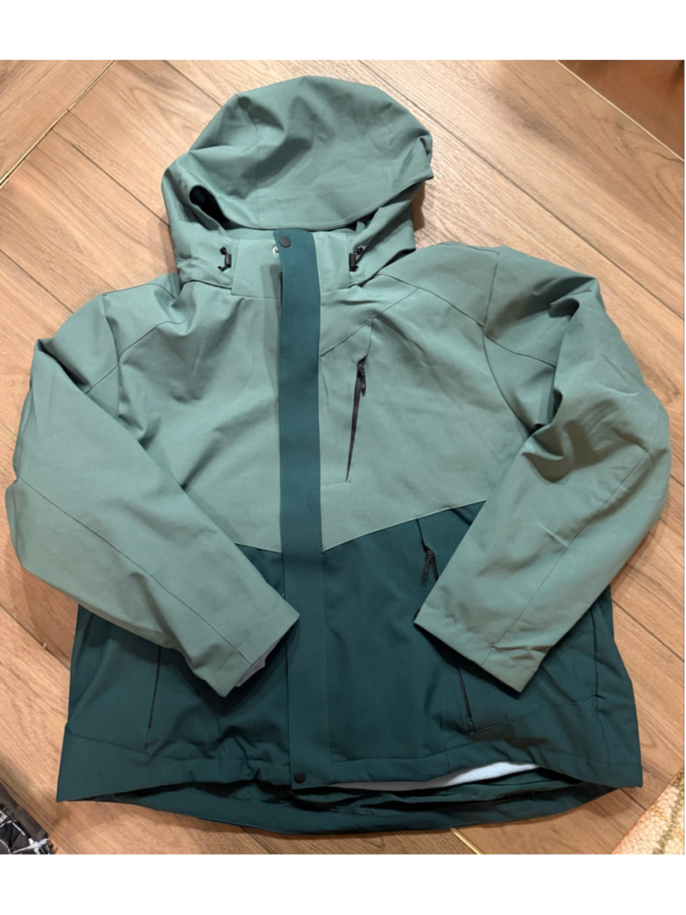 Women's Tec-One Ski Jacket Plus 3X Green Two-Tone Hooded Snow Coat